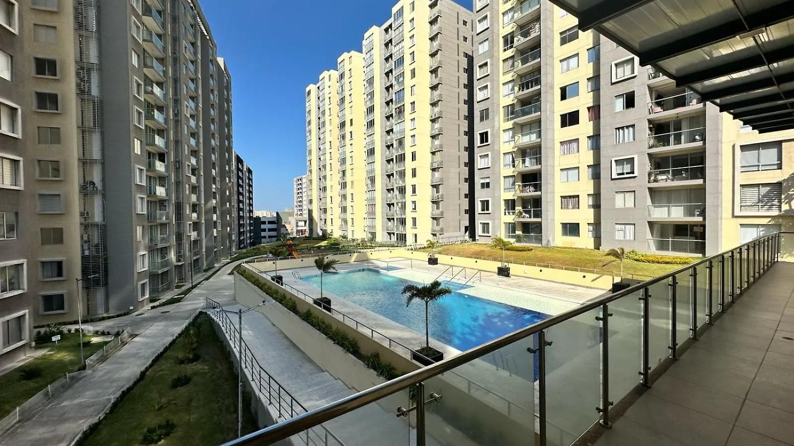 Barranquilla Pardela Alameda Del Rio Apartment